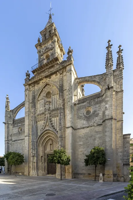 Framed Print : An impressive 15th century Gothic church