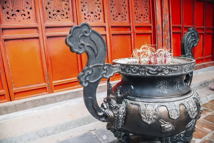 Framed Print : Incense and traditional building at Den ngoc son temple in Hanoi Framed Print : Incense and traditional building at Den ngoc son temple in Hanoi