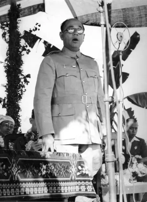 Framed Print : Indian freedom fighters, subhas chandra bose delivering speech, india, asia, 1943