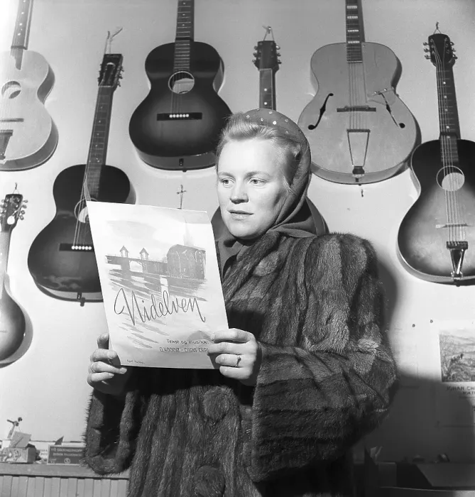 Framed Print : Inger Hoddo. Wife of Oskar Hoddo (1916-1943) He was a Norwegian singer, composer and resistance fighter. Hoddo is best known for writing the lyrics to the waltz Nidelven stille og vakker du er