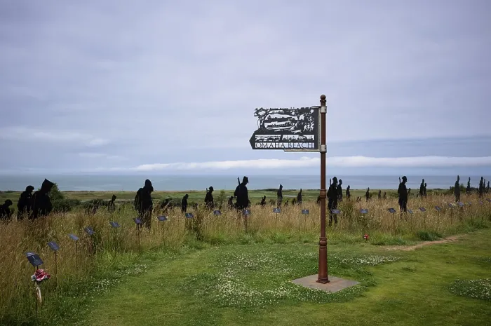 Framed Print : Installation, sign Omaha Beach
