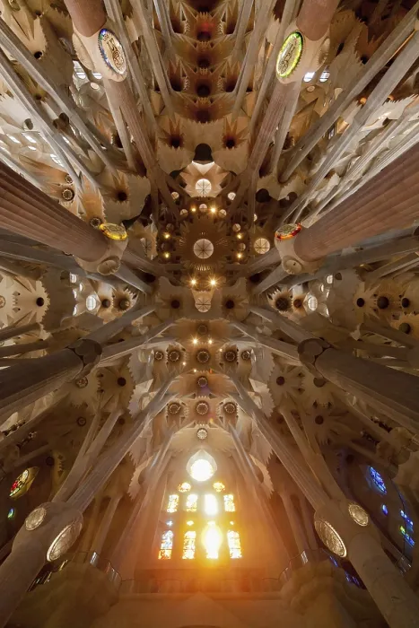 Framed Print : Interior of the basilica, Sagrada Familia