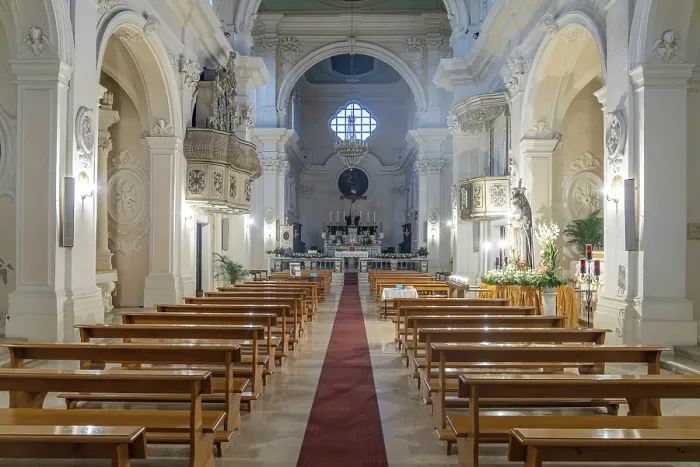 Framed Print : Interior of the Chiesa di San Domenico church in Nardo Framed Print : Interior of the Chiesa di San Domenico church in Nardo