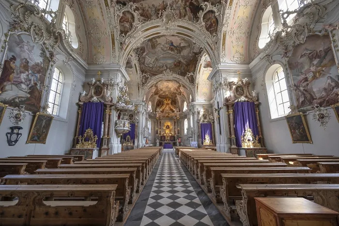 Framed Print : Interior of the parish church and basilica Mariae Empfangnis Framed Print : Interior of the parish church and basilica Mariae Empfangnis
