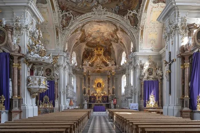 Framed Print : Interior of the parish church and basilica Mariae Empfangnis