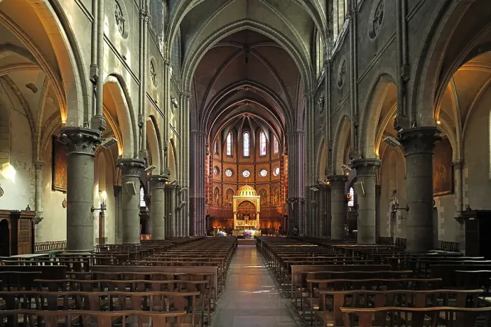 Framed Print : Interior of the Saint-Martin church in Pau