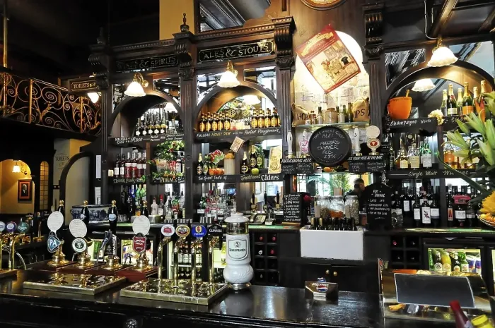 Framed Print : Interior view, typical English pub