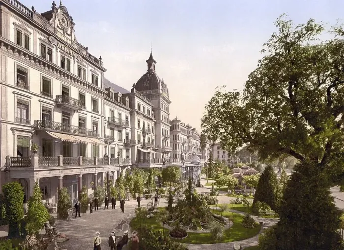 Framed Print : Interlaken, Grand Hotel Victoria Framed Print : Interlaken, Grand Hotel Victoria