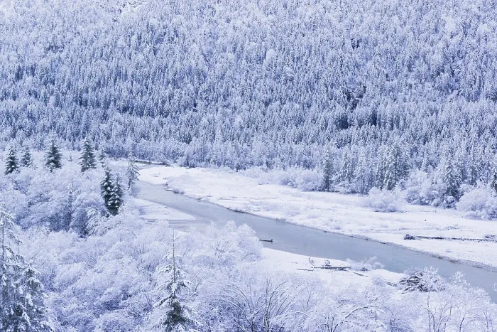 Framed Print : Isar valley in winter at temperatures of minus 18 degrees Celsius