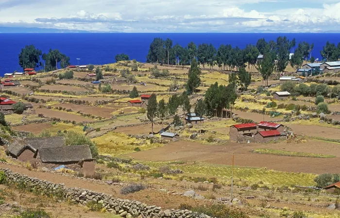 Framed Print : Isla Taquile in Lake Titicaca, Andean Highlands
