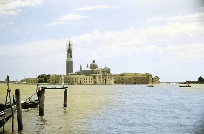 Framed Print : Island of San Giorgio Maggiore, Venice, Italy, Europe 1956 colourised image from Ektachrome slide, Europe Framed Print : Island of San Giorgio Maggiore, Venice, Italy, Europe 1956 colourised image from Ektachrome slide, Europe