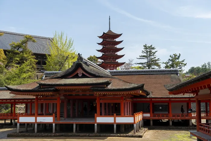 Framed Print : Itsukushima Shrine and Toyokuni Shrine Framed Print : Itsukushima Shrine and Toyokuni Shrine