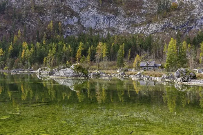Framed Print : Jagdhaus Seewiese on the Altausseersee, Altaussee, Styria, Austria, Europe