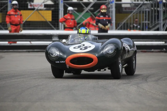 Framed Print : Jaguar D Type, driver Gavin Pickering