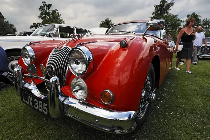 Framed Print : Jaguar XK 150, vintage display, Cheshire, England