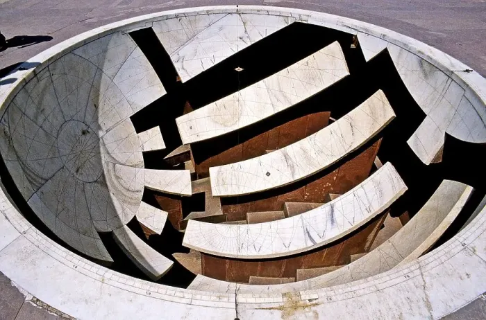 Framed Print : Jai Prakash Yantra, Jantar Mantar Observatory