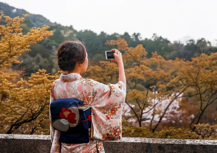 Framed Print : Japanese woman dressed with kimono