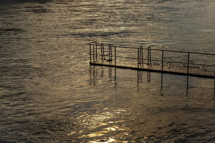 Framed Print : Jetty with a Ladder on River Aare and Sunlight in Olten Framed Print : Jetty with a Ladder on River Aare and Sunlight in Olten