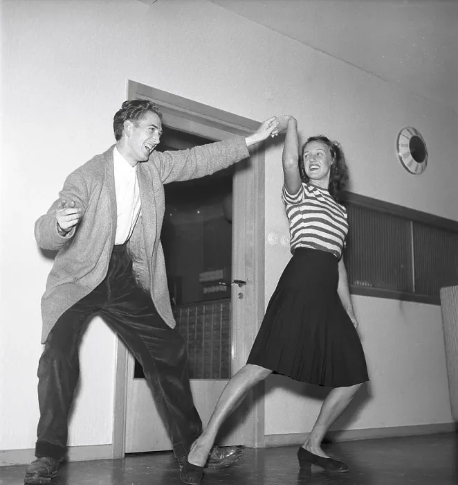 Framed Print : Jitterbug dance. A dance popularized in the United states and spread by American soldiers