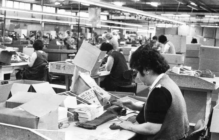 Framed Print : Jobs at the company Eurovia Textil GmbH on 25