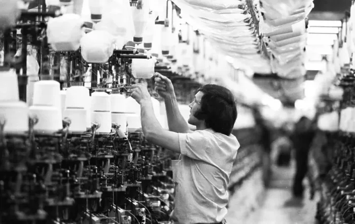 Framed Print : Jobs at the company Eurovia Textil GmbH on 25