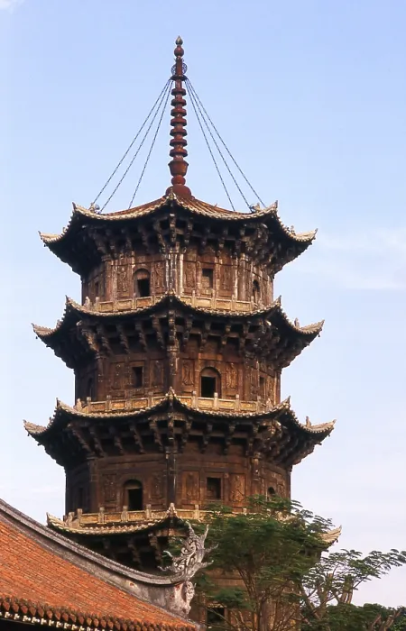 Framed Print : Kaiyuan Si (Kaiyuan Temple) is Quanzhou's largest Buddhist temple Framed Print : Kaiyuan Si (Kaiyuan Temple) is Quanzhou's largest Buddhist temple
