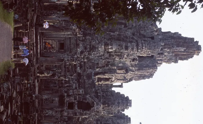 Framed Print : Kambocha: The Khmer temple ruins in Ankor Wat