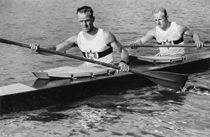Framed Print : Kayak, Ludwig Landen and Paul Wevers (Germany) won over 10