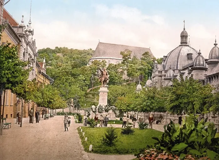 Framed Print : The Kossuth Monument of Miskolez, Hungary, Austro-Hungary, Austro-Hungarian Empire, Austrian-Hungarian Monarchy, Historical, around 1900, digitally restored reproduction from a 19th century original, The Kossuth Monument of Miskolez, Hungary