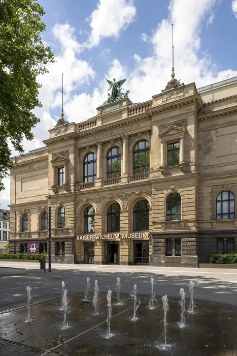 Framed Print : Krefeld, Kaiser Wilhelm Museum