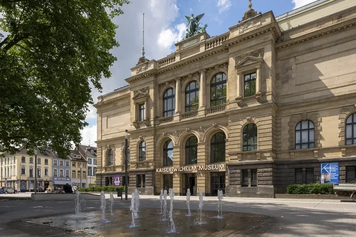 Framed Print : Krefeld, Kaiser Wilhelm Museum