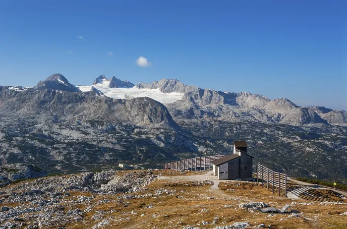 Framed Print : Krippenstein Chapel with a view of the Hoher Dachstein