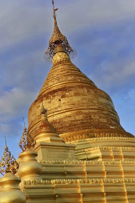 Framed Print : Kuthodaw Pagoda (home of the world's largest book)