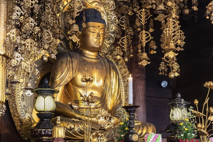 Framed Print : Kyoto Japan. Buddha statue inside Chion-in temple Framed Print : Kyoto Japan. Buddha statue inside Chion-in temple