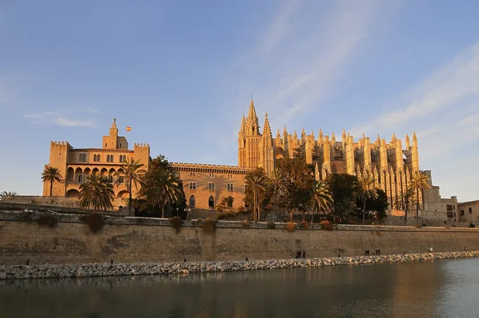 Framed Print : La Seu Cathedral or Cathedral of St Mary and Almudaina Palace