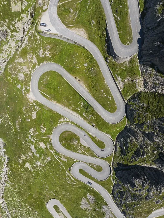 Framed Print : La Tremola, world-famous serpentine road through the Val Tremolo