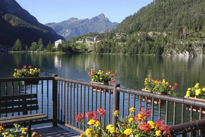 Framed Print : Lago di Alleghe