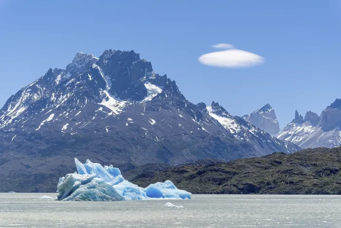 Framed Print : Lago Grey, iceberg, Torres del Paine National Park Framed Print : Lago Grey, iceberg, Torres del Paine National Park