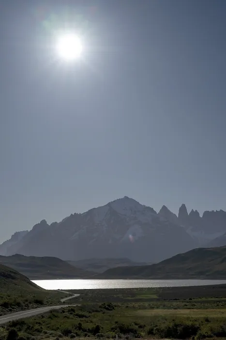 Framed Print : Lago Pehoe, mountain range of the Andes Framed Print : Lago Pehoe, mountain range of the Andes