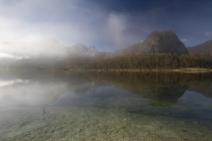 Framed Print : Lake Almsee in autumn with the mountain Ameisstein behind Framed Print : Lake Almsee in autumn with the mountain Ameisstein behind