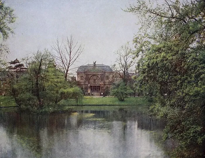 Framed Print : The Landskrone with the Kunsthalle in Duesseldorf in 1910