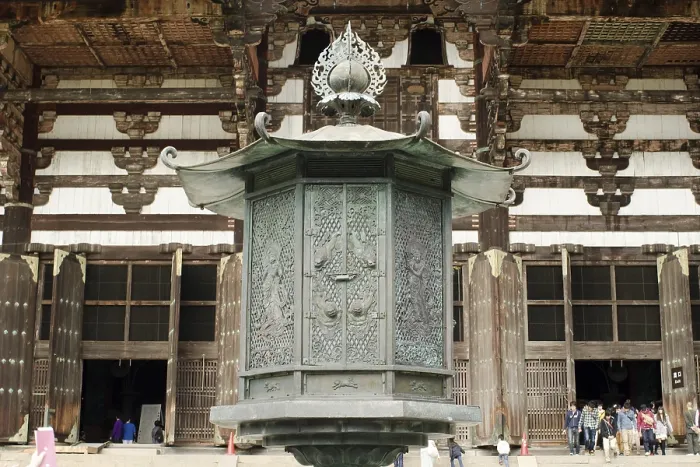Framed Print : Lantern in front of the Todai-ji temple in Nara