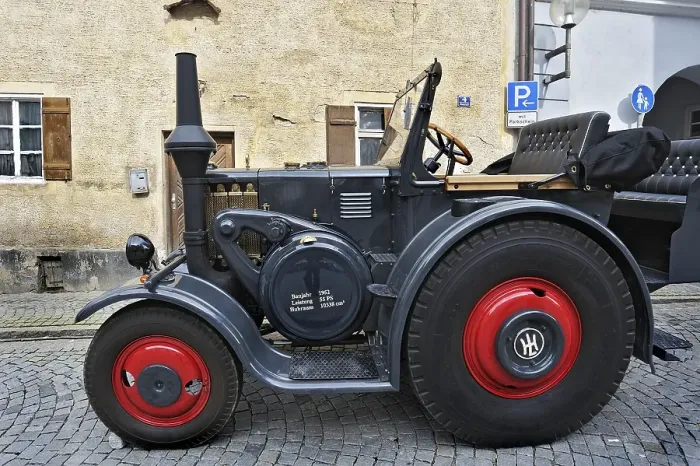 Framed Print : Lanz Bulldog tractor from 1952