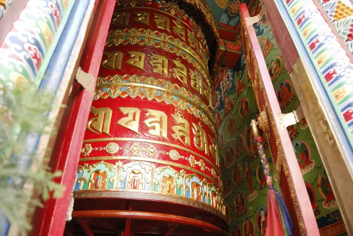 Framed Print : Large prayer wheel, temple, Kathesimbhu Stupa