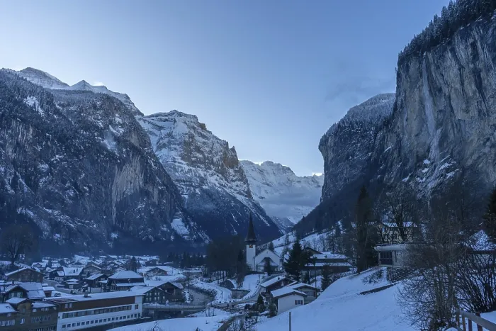 Framed Print : Lauterbrunnen Valley and Snowy Mountains in Winter Morning