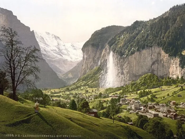 Framed Print : Lauterbrunnental mit Staubbach