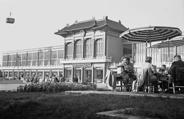 Framed Print : Leipzig Fair, Chinese Pavilion Framed Print : Leipzig Fair, Chinese Pavilion