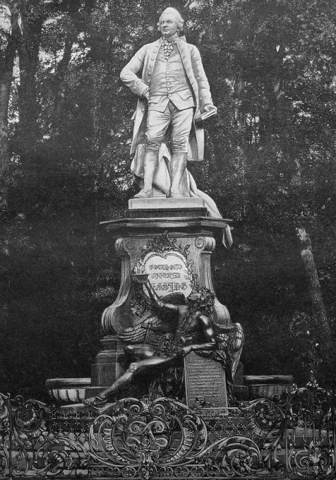 Framed Print : The Lessing monument in Berlin