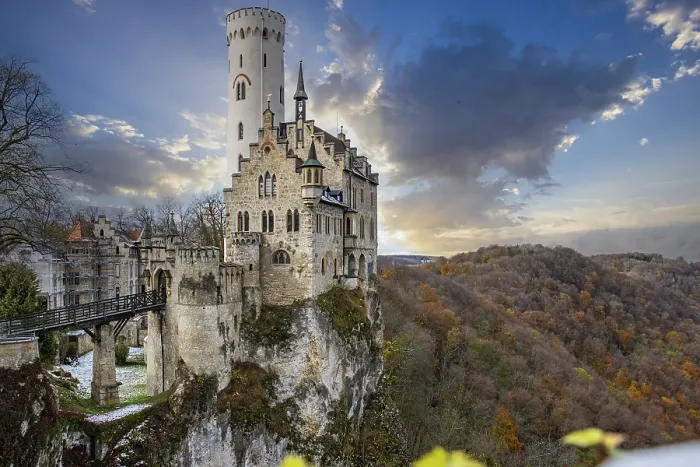 Framed Print : Lichtenstein Castle in a winter landscape