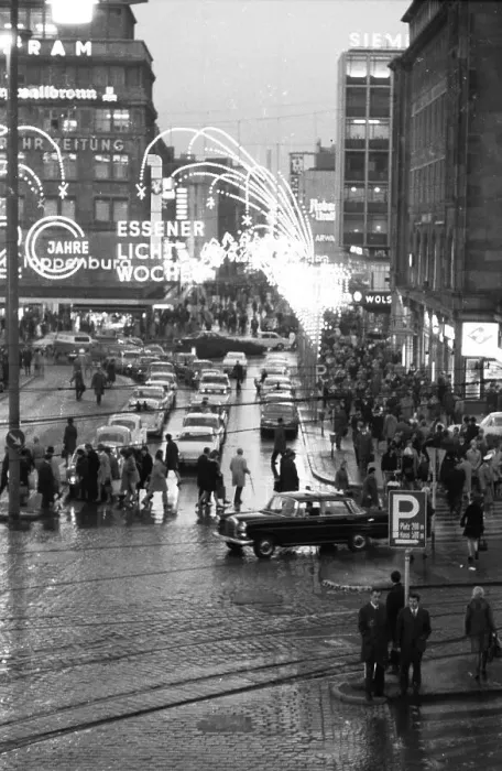 Framed Print : The Light Weeks in the city of Essen